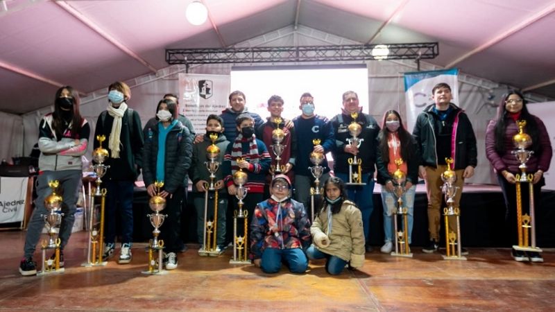 Darío Ocampo ganó el torneo de ajedrez "Poncho 2022"