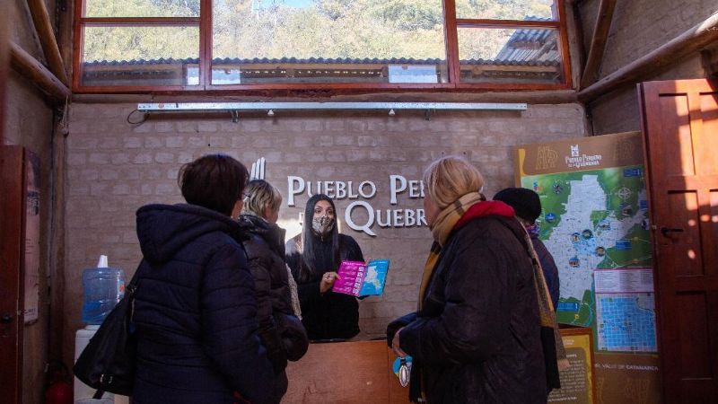 Cientos de turistas vivieron las visitas guiadas al Pueblo Perdido de la Quebrada