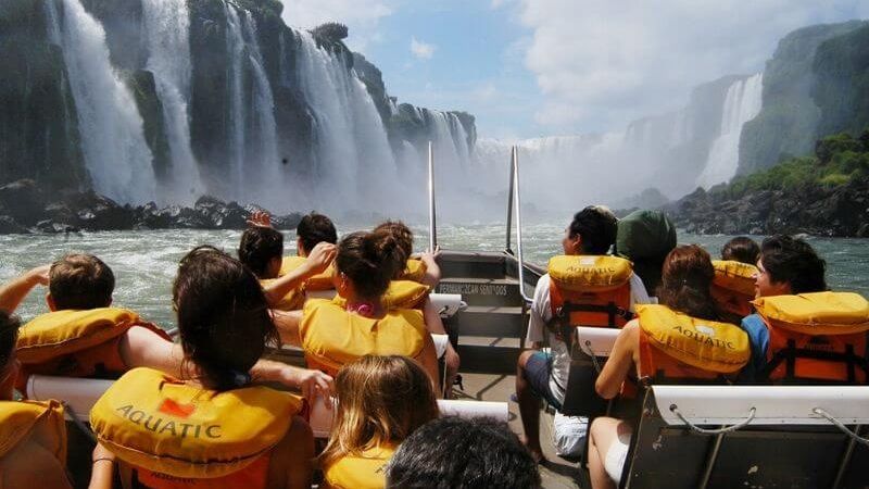 Argentina recibe un turista extranjero cada 11 segundos en el primer semestre del año