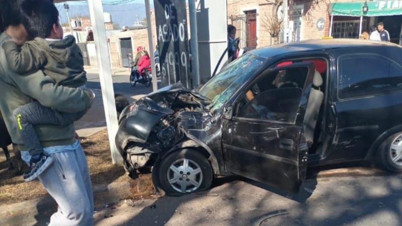 Niño herido en un violento choque
