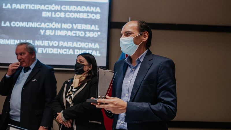Gustavo en la de apertura de XXX Jornadas Nacionales del FOFECMA