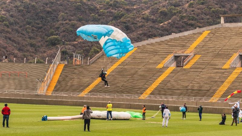 Primera jornada del Nacional de Paracaidismo
