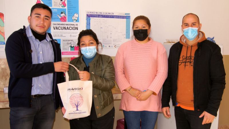 Vecino donó un celular a un centro de salud para llamados de emergencia