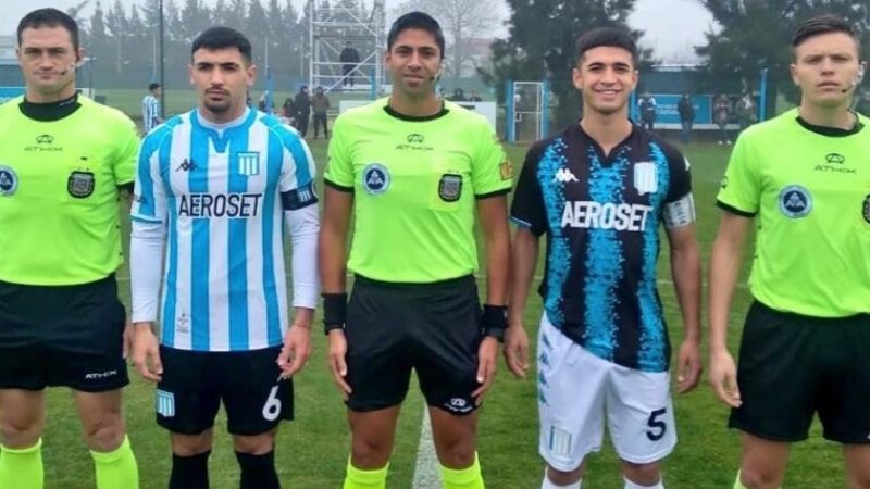 El día que Racing enfrentó a “Racing”, un gesto “académico”