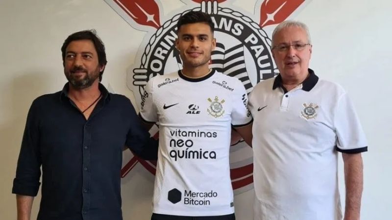 Corinthians le dio la bienvenida a Fausto Vera