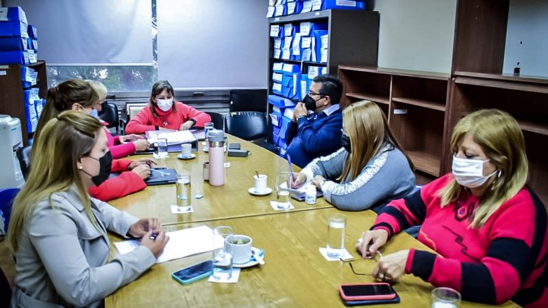 Diputados recibirán a trabajadores de los hospitales