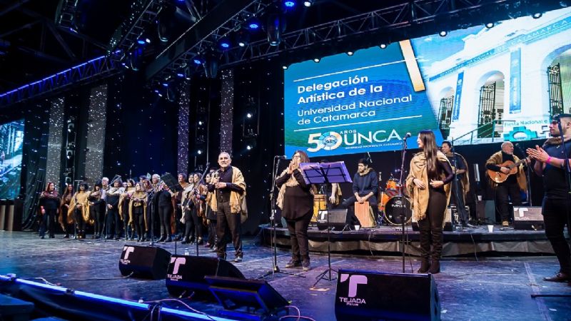 Emotiva presentación de la UNCA en la Fiesta Nacional del Poncho