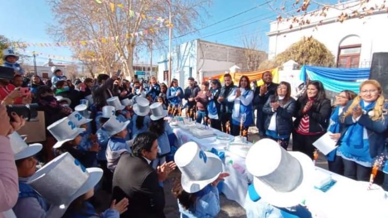 El Intendente de Santa María acompañó a la Comunidad Educativa del JIN 17