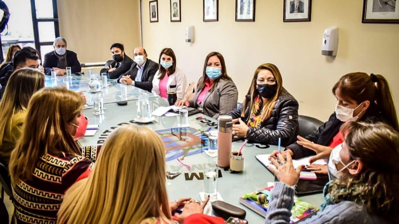 En Diputados recibieron a profesionales de Hospitales