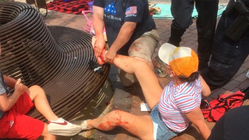 Al menos 5 muertos y 16 heridos por un tiroteo en Chicago