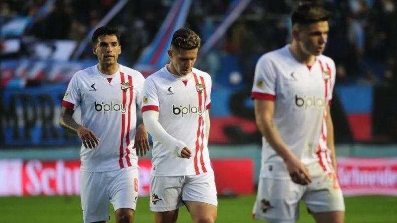 “El Patrón” frenó a “Ñuls” y Aldosivi venció al Central de Tevez