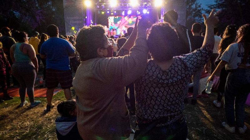 El Patio de las Provincias, una propuesta interactiva con espectáculos y oferta turística del país