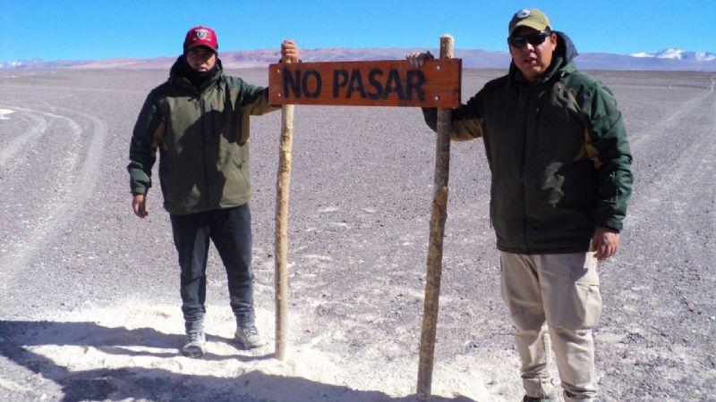 Recorrido y control en el área protegida del Campo de Piedra Pómez
