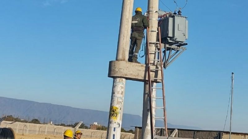 600 metros de línea de alta tensión para la Fiesta del Poncho