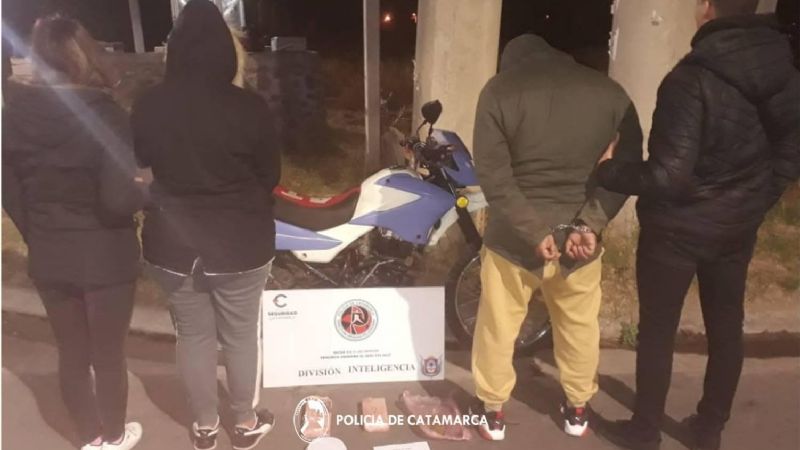 Dos jóvenes detenidos