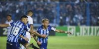RENZO TESURI festeja su gol, para el triunfo del 