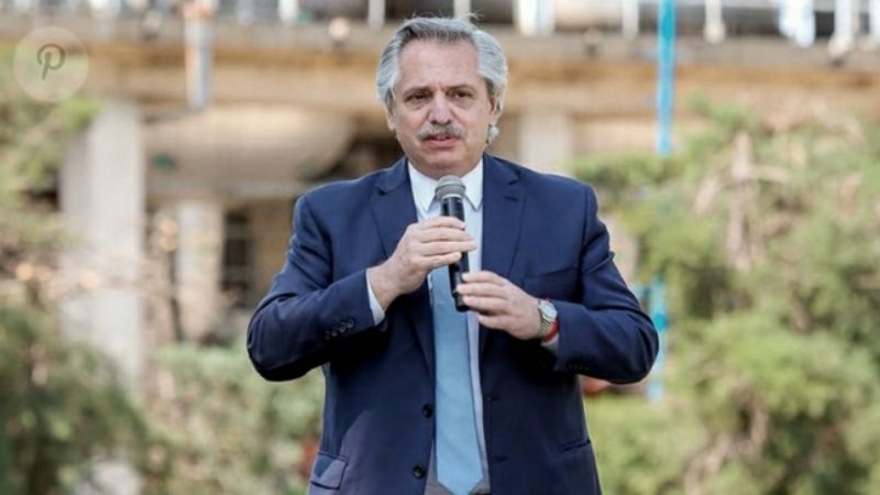 Alberto Fernández entrega viviendas junto a Capitanich en Chaco