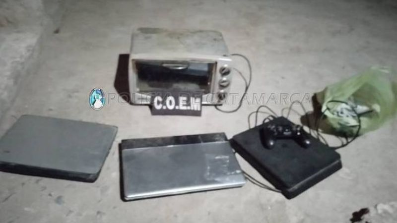 Voraz incendio en una vivienda de la Capital