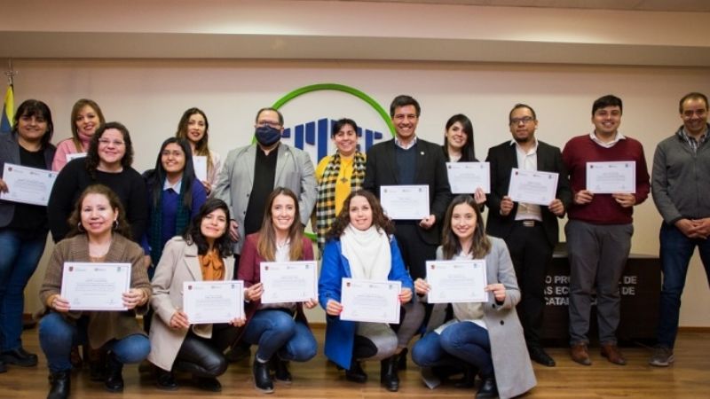 Profesionales de las ciencias económicas concluyeron posgrado