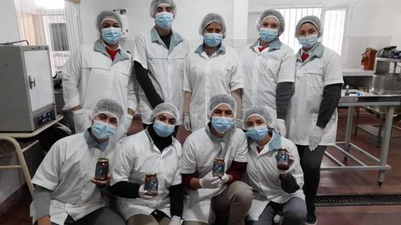 Estudiantes crearon su propio dulce de leche
