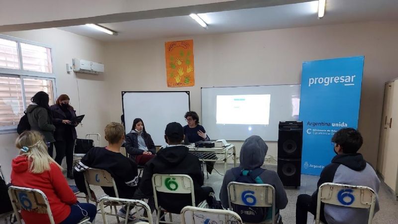 Progresar y Participar: Actividades de articulación con alumnos de la secundaria N°6