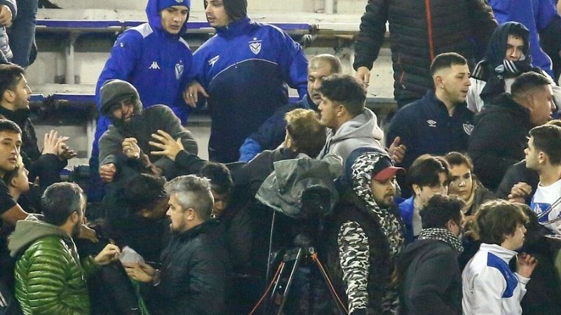 Vélez debe jugar sin público por los incidentes con Talleres
