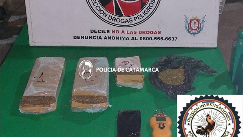 Buscaban un celular robado y encontraron dos kilos de marihuana
