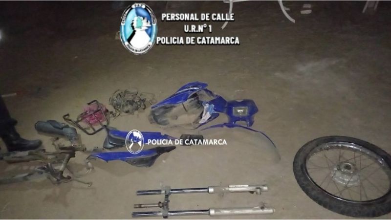 Recuperan una moto y secuestran varias motopartes