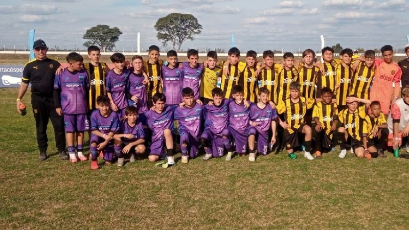 Fiel, campeón Sub12 Femenino en Rafaela