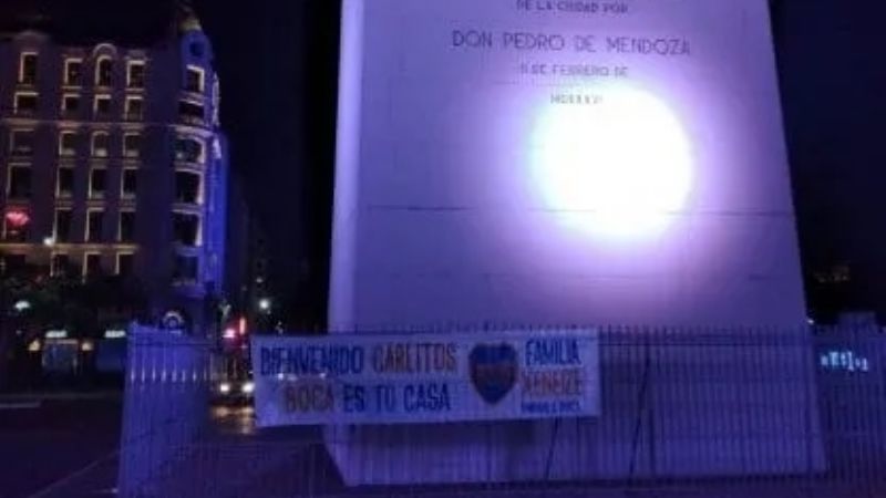 Pintadas para recibir a Tevez como DT de Central