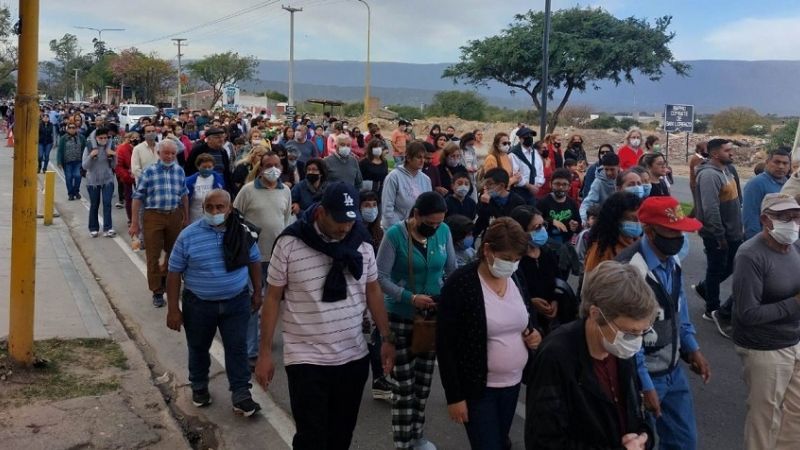 Una gran cantidad de fieles honró  a San Roque en La Chacarita