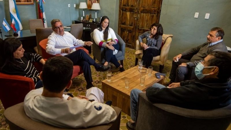 Jalil se reunió con prestadores médicos