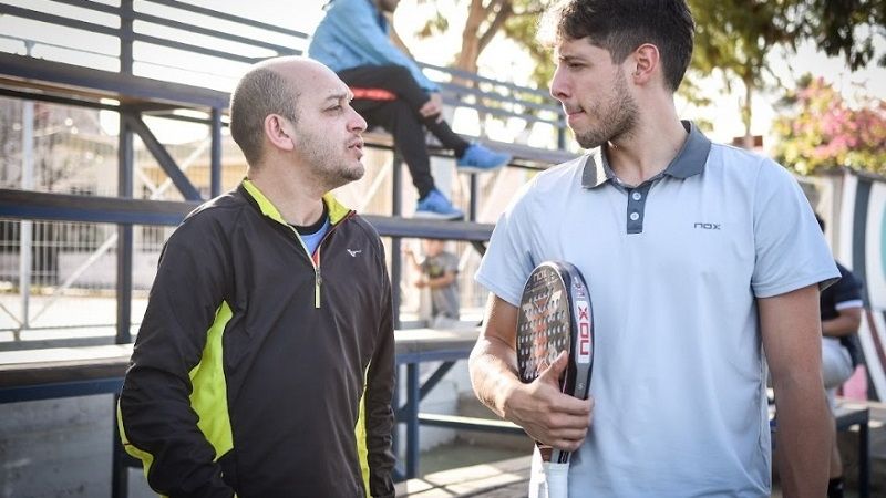 Agustín Tapia estuvo de visita en el Polideportivo 250
