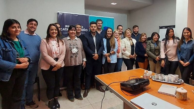 Cámaras empresariales se reunieron con funcionarios de Comercio y Servicios