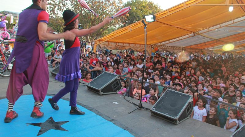 Gran fiesta de la niñez del Centro de Empleados de Comercio