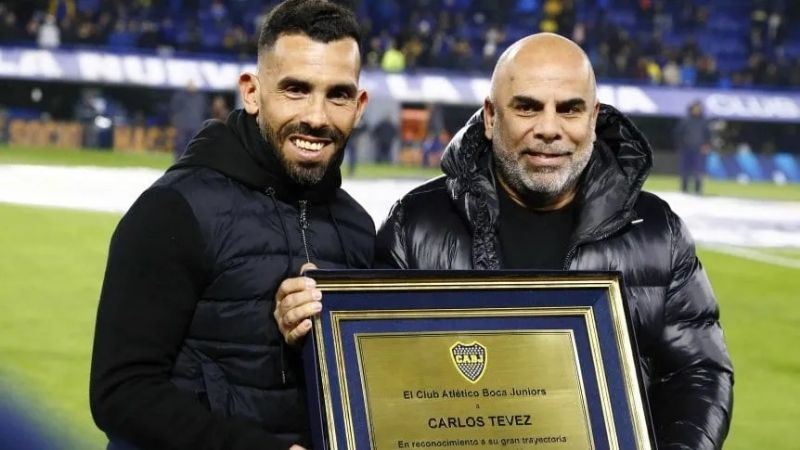 Tevez no ocultó sus diferencias con Riquelme