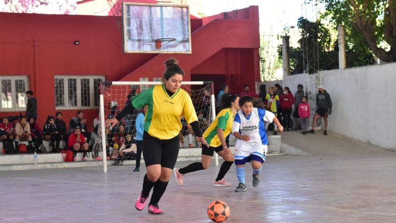 Evita 2022: Hoy se disputan las finales del Futsal Femenino