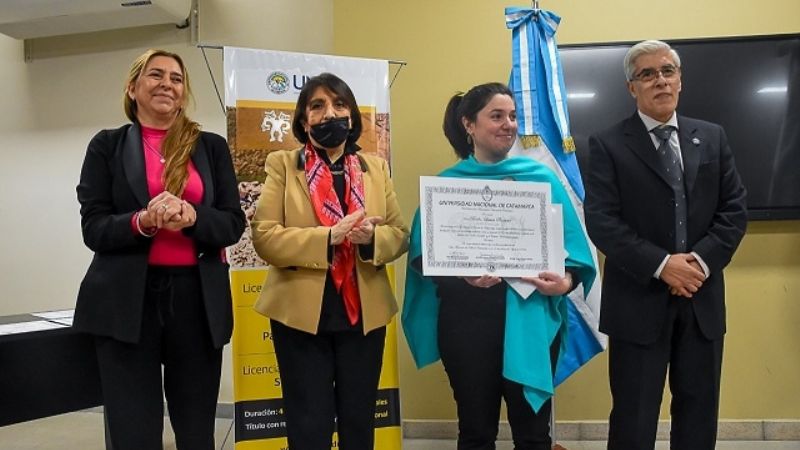 Asumió la nueva directora de la Escuela de Arqueología