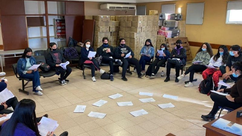 Culminó la capacitación a moderadores del Foro de Participación de adolescencias y juventudes