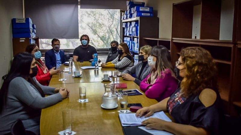 Progresa la creación de una Red de Empleo Femenino