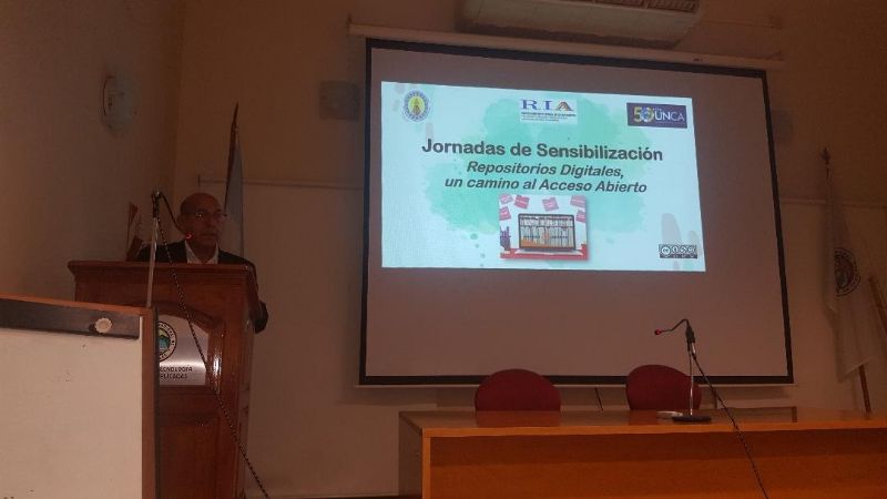 Postulan la democratización y circulación social del conocimiento