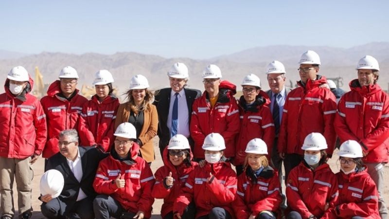 El Presidente recorrió el proyecto minero de litio Tres Quebradas