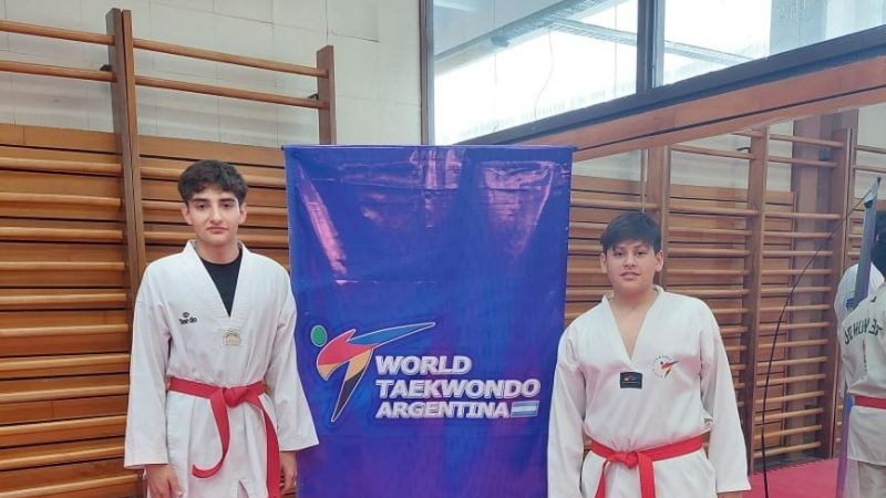 Juveniles "catas" del Taekwondo WT en el Cenard