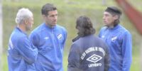 AMIGOS, Damonte (Izq.) y Medina (Der.), compañeros en Nacional se cruzarán con entrenadores de Sarmiento y Vélez.