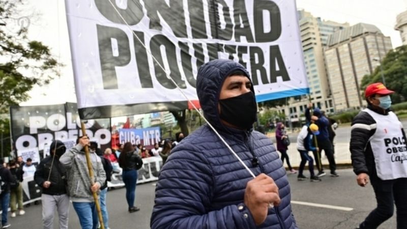 La Unidad Piquetera marcha al Ministerio de Trabajo por un salario mínimo de 110.000 pesos