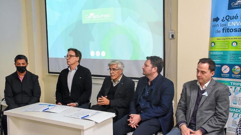 Firma de convenio con Campo Limpio