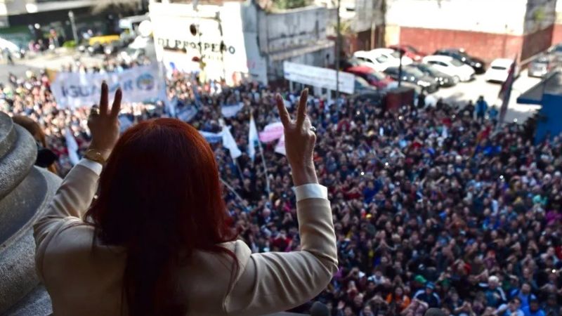 “Un ataque desmedido que debilita las instituciones democráticas”