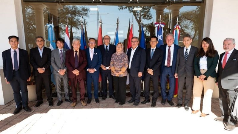 Jalil y Dusso recibieron a Embajadores Asiáticos