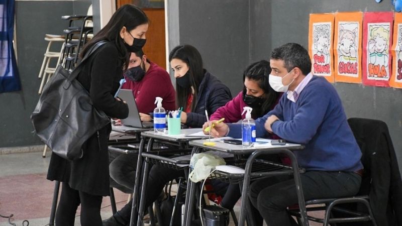 Educación: Se cubrieron 43 cargos