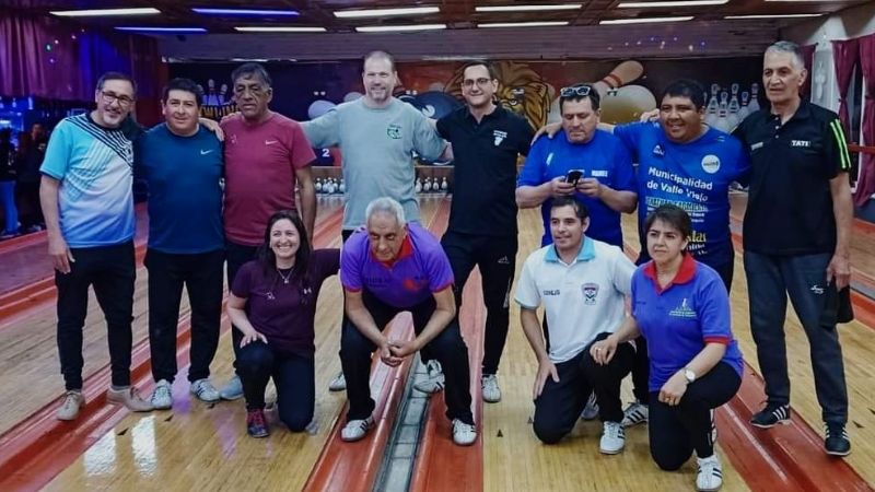 Exitoso Nacional de Bowling por el aniversario de Villa Cubas